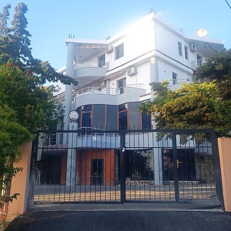 Hotel Moris Durrës Eksteriør bilde