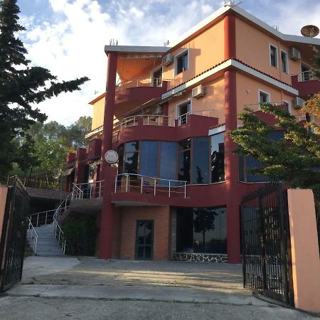 Hotel Moris Durrës Eksteriør bilde
