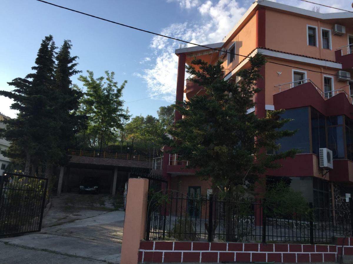 Hotel Moris Durrës Eksteriør bilde