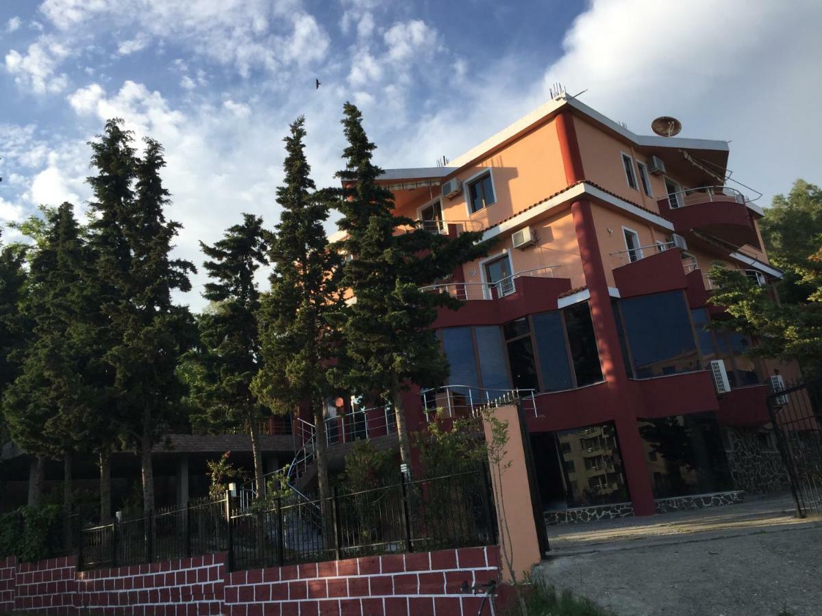 Hotel Moris Durrës Eksteriør bilde