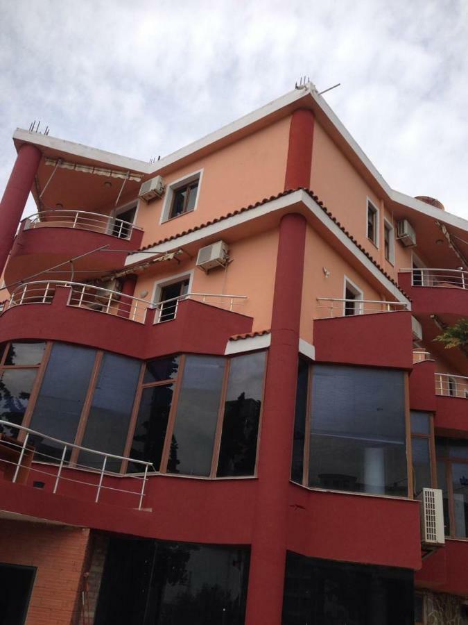 Hotel Moris Durrës Eksteriør bilde