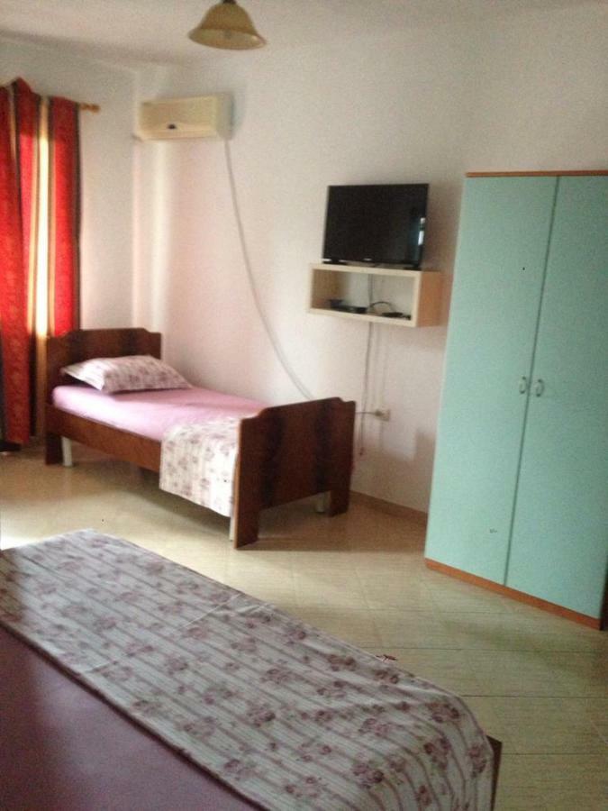 Hotel Moris Durrës Eksteriør bilde